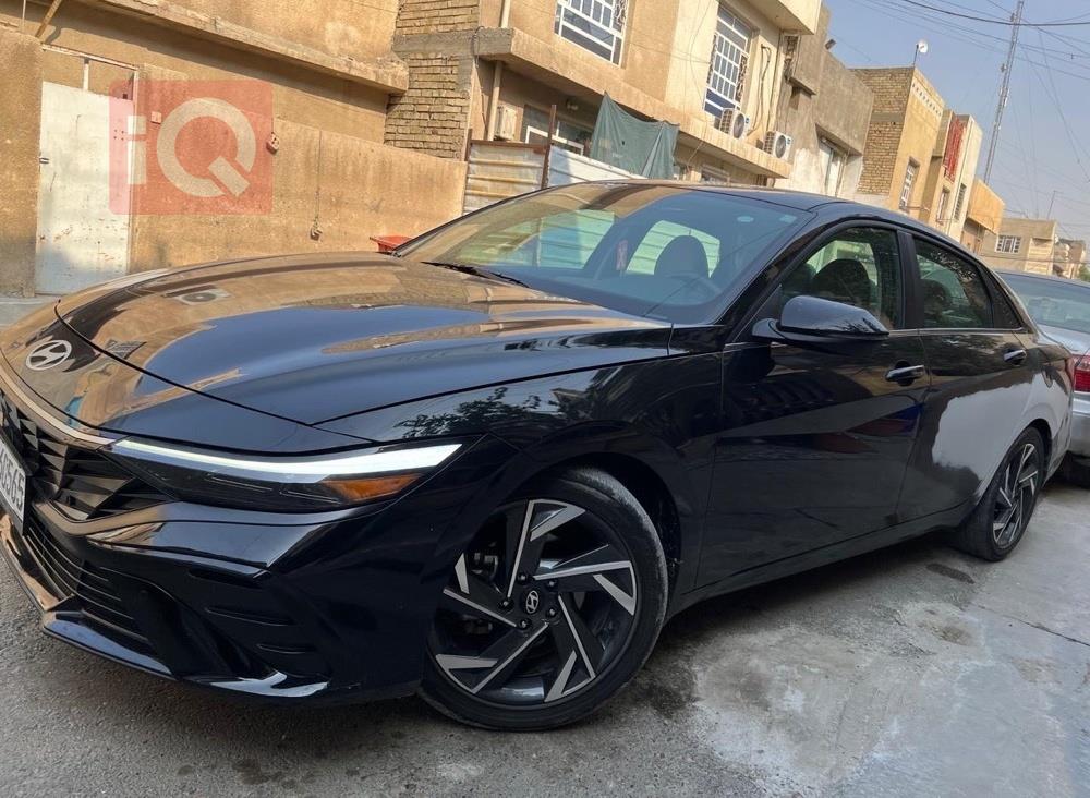 هیوندای ئەلەنترا